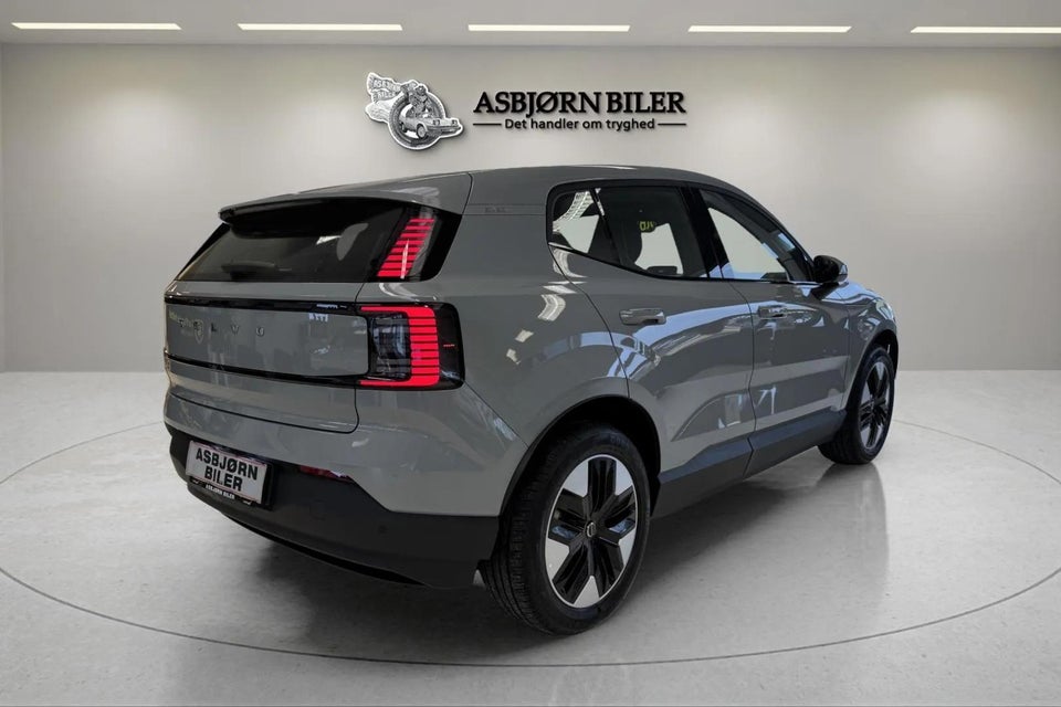 Volvo EX30 Extended Range Core 5d