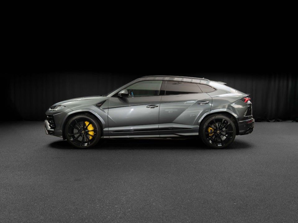 Lamborghini Urus 4,0  5d