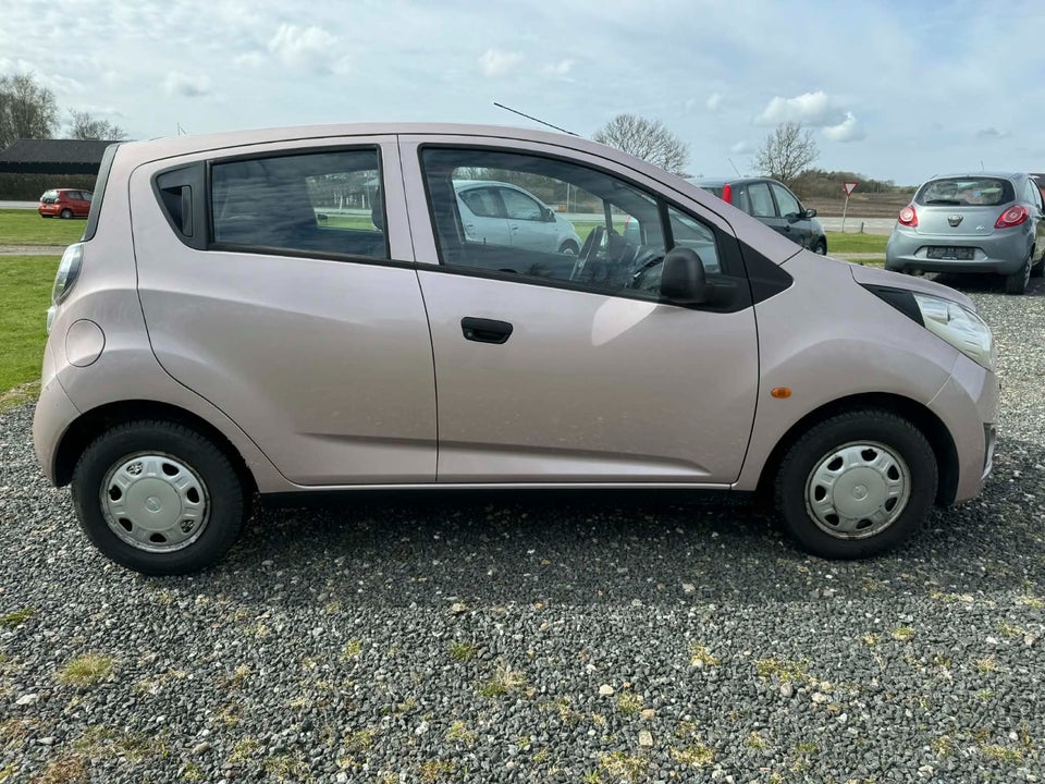 Chevrolet Spark 1,0 LS 5d