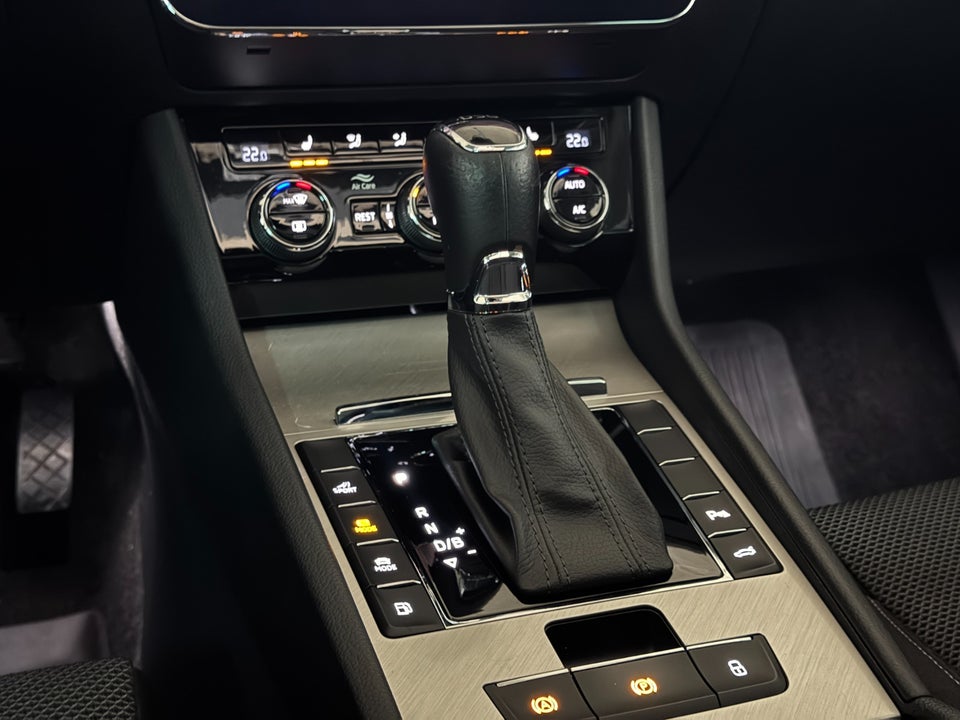 Skoda Superb 1,4 TSi iV DSG 5d