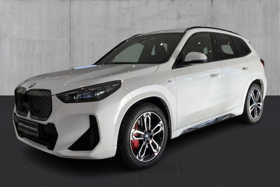 BMW iX1 eDrive20 M-Sport Pro 5d