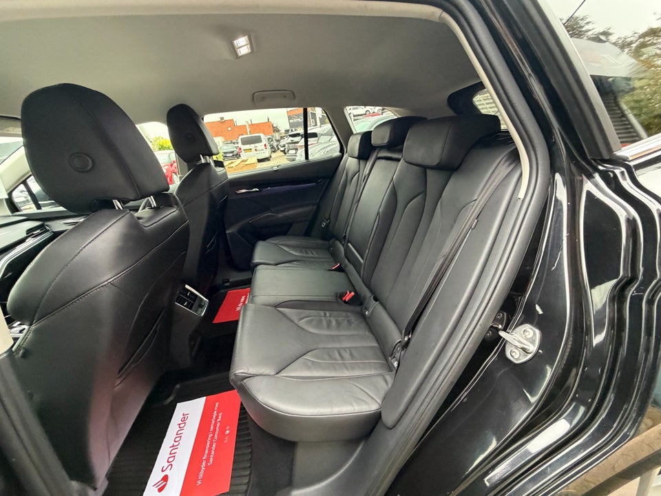 Skoda Enyaq 80 iV Suite 5d