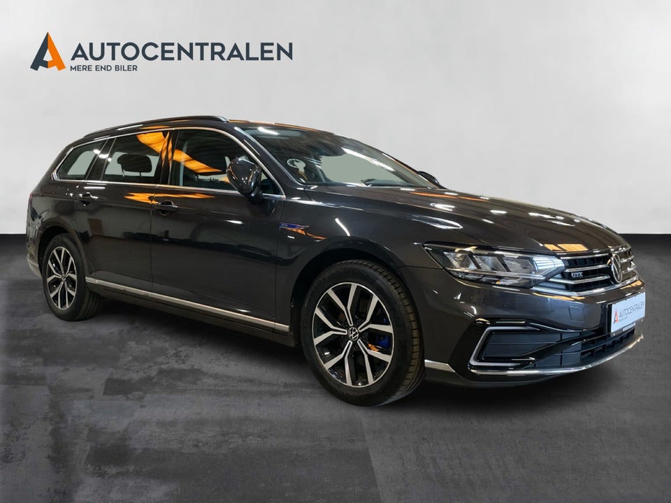 VW Passat 1,4 GTE High Variant DSG 5d