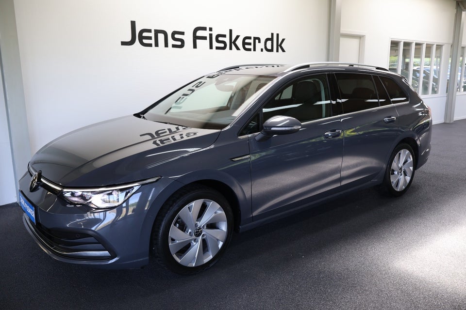 VW Golf VIII 1,5 eTSi 150 Style Variant DSG 5d