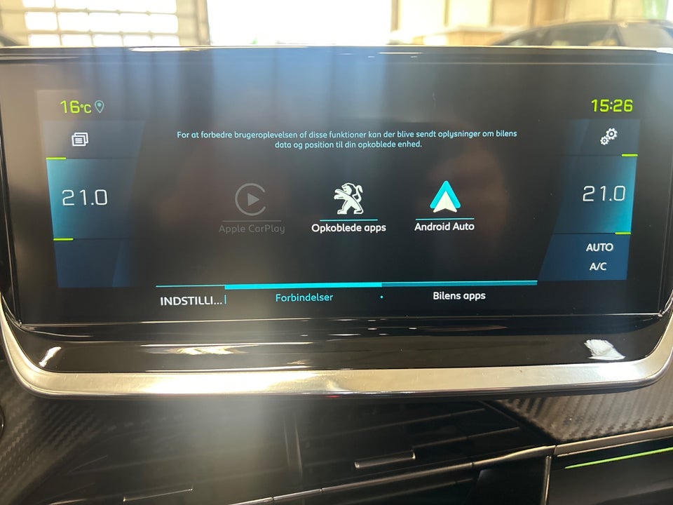 Peugeot e-208 50 GT 5d