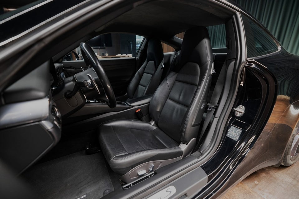 Porsche 911 Carrera S 3,8 Coupé PDK 2d