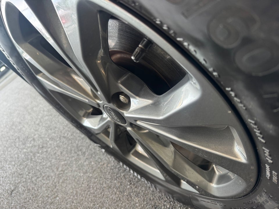 Ford Kuga 2,5 PHEV ST-Line X CVT 5d