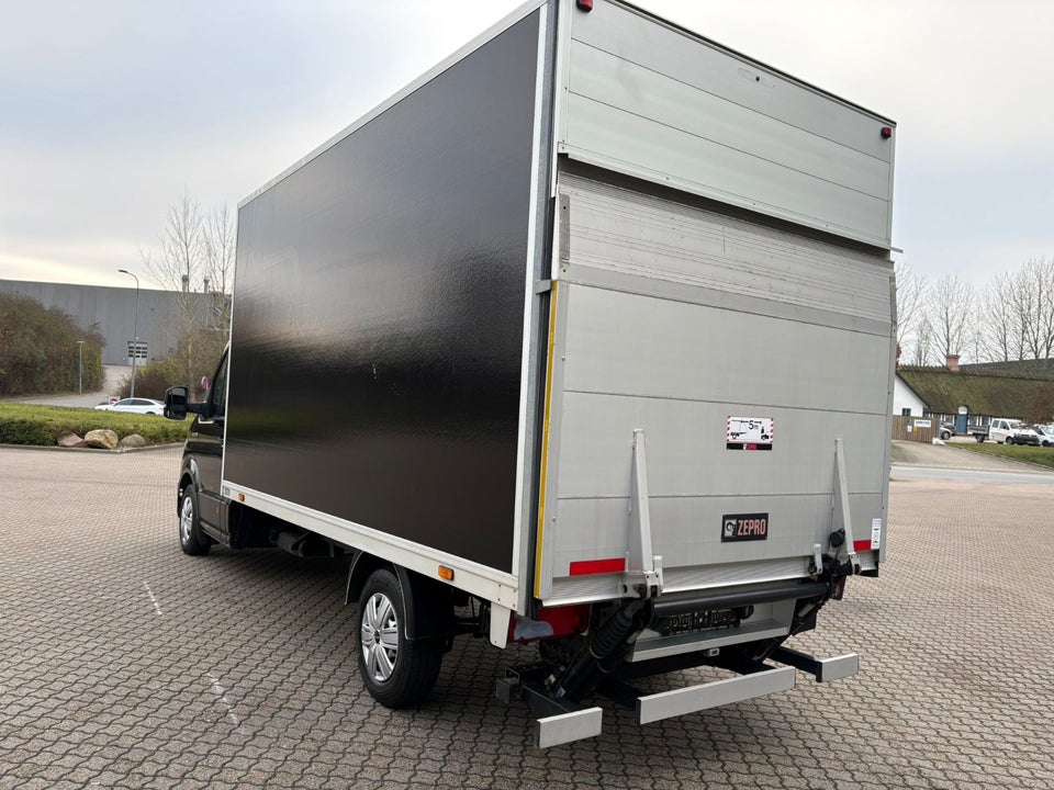MAN TGE 2,0 3.180 L4 Box m/lift aut. FWD