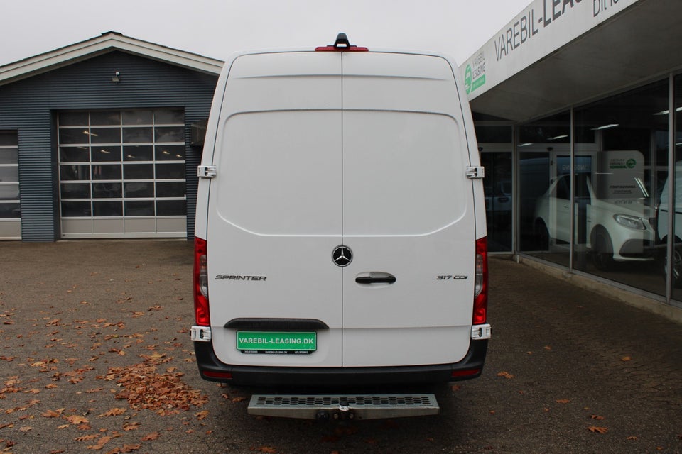 Mercedes Sprinter 317 2,0 CDi A3 Kassevogn aut. RWD