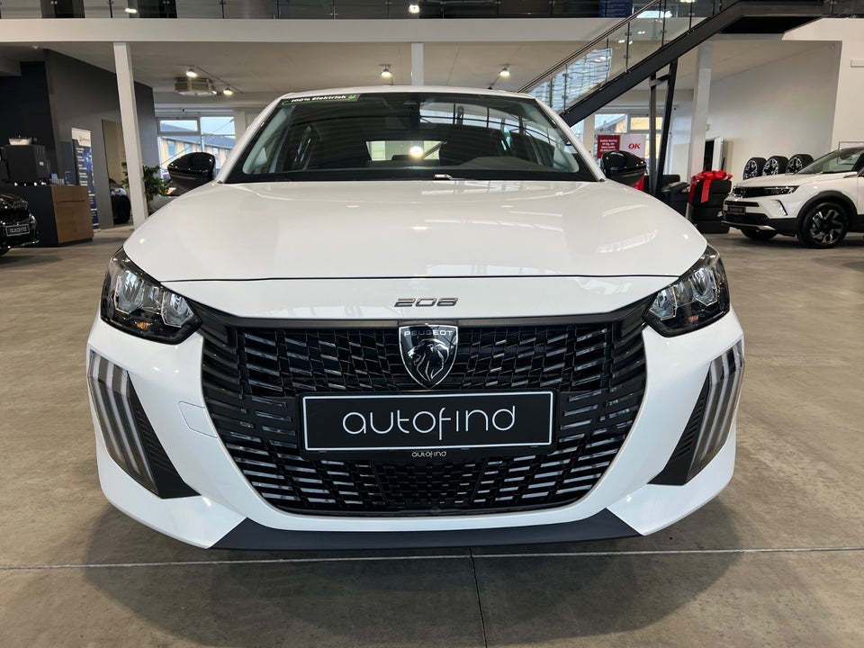 Peugeot e-208 50 Style 5d