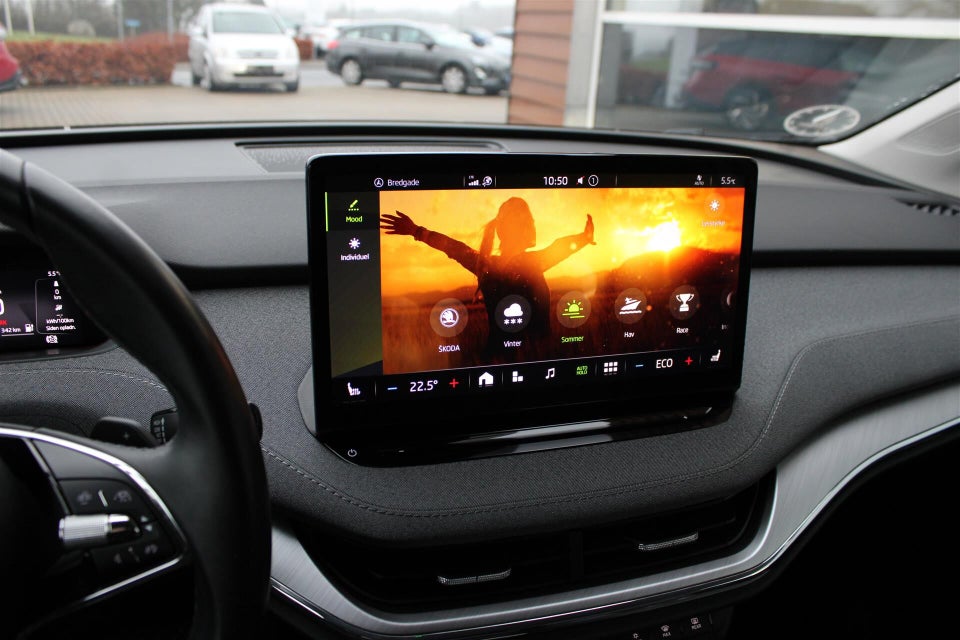 Skoda Enyaq 80 iV Loft 5d