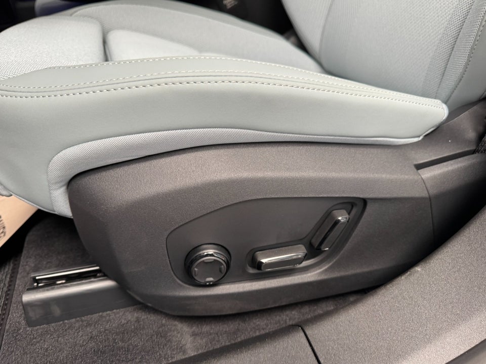 Polestar 4 Long Range AWD 5d