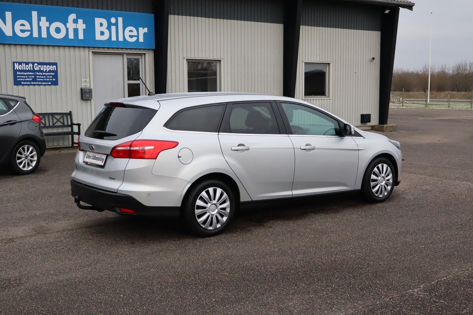 Ford Focus 1,0 EcoBoost Titanium Business stc. 5d