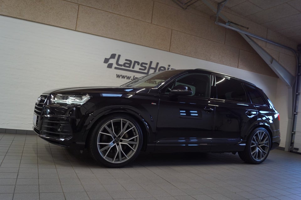 Audi Q7 50 TDi S-line quattro Tiptr. 7prs 5d