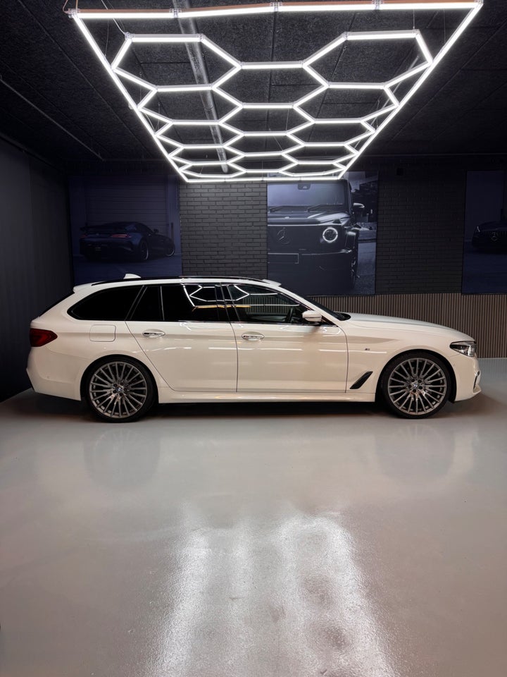 BMW 530d 3,0 Touring M-Sport aut. 5d