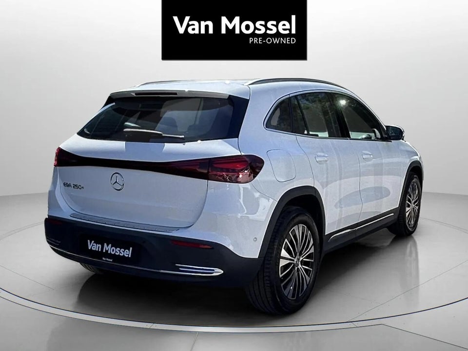 Mercedes EQA250+ Progressive Advance 5d