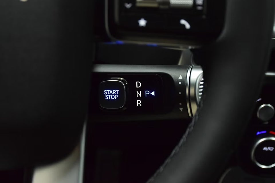 Hyundai Ioniq 9 110 Calligraphy Performance 4WD 6prs 5d