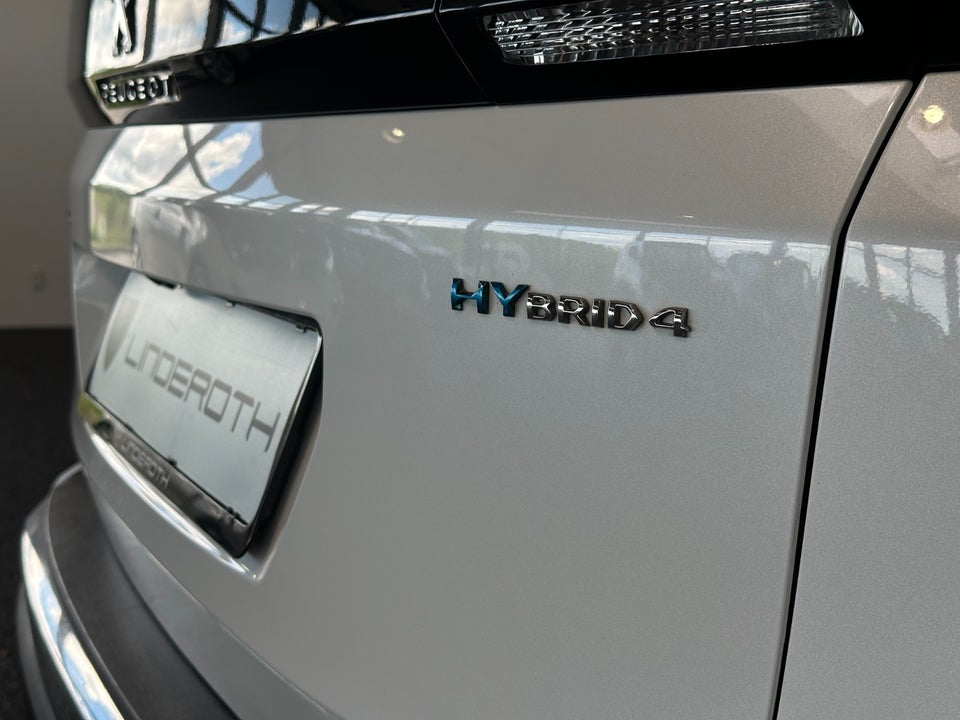 Peugeot 3008 1,6 Hybrid4 GT EAT8 5d