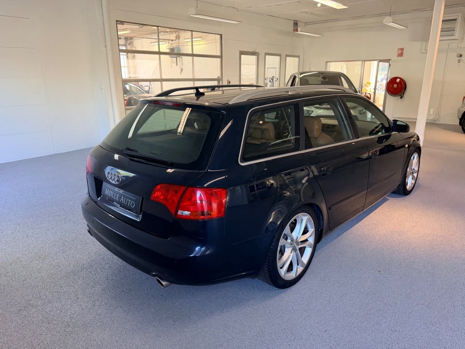 Audi A4 3,2 FSi Avant Multitr. 5d