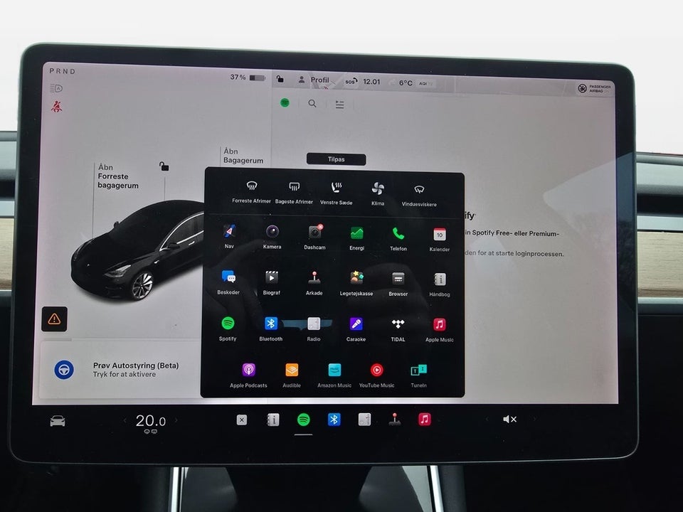Tesla Model 3 Long Range AWD 4d