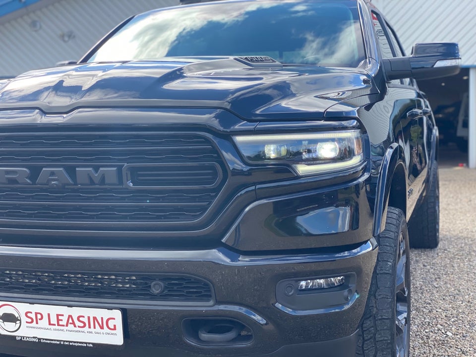 Dodge RAM 1500 5,7 V8 Hemi Limited Night aut. 4d