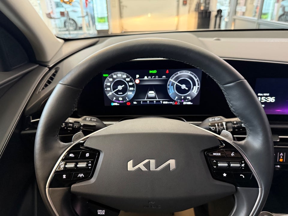 Kia Niro 64 EV Upgrade 5d