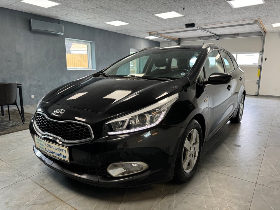 Kia Ceed 1,6 CRDi 128 World Cup SW 5d