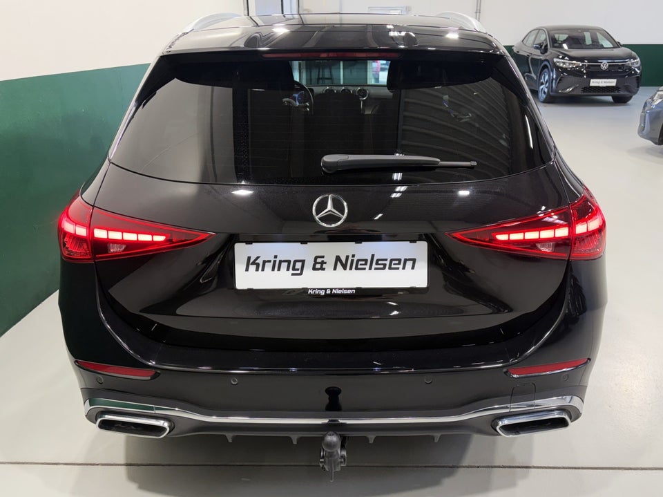 Mercedes C300 e 2,0 AMG Line stc. aut. 5d