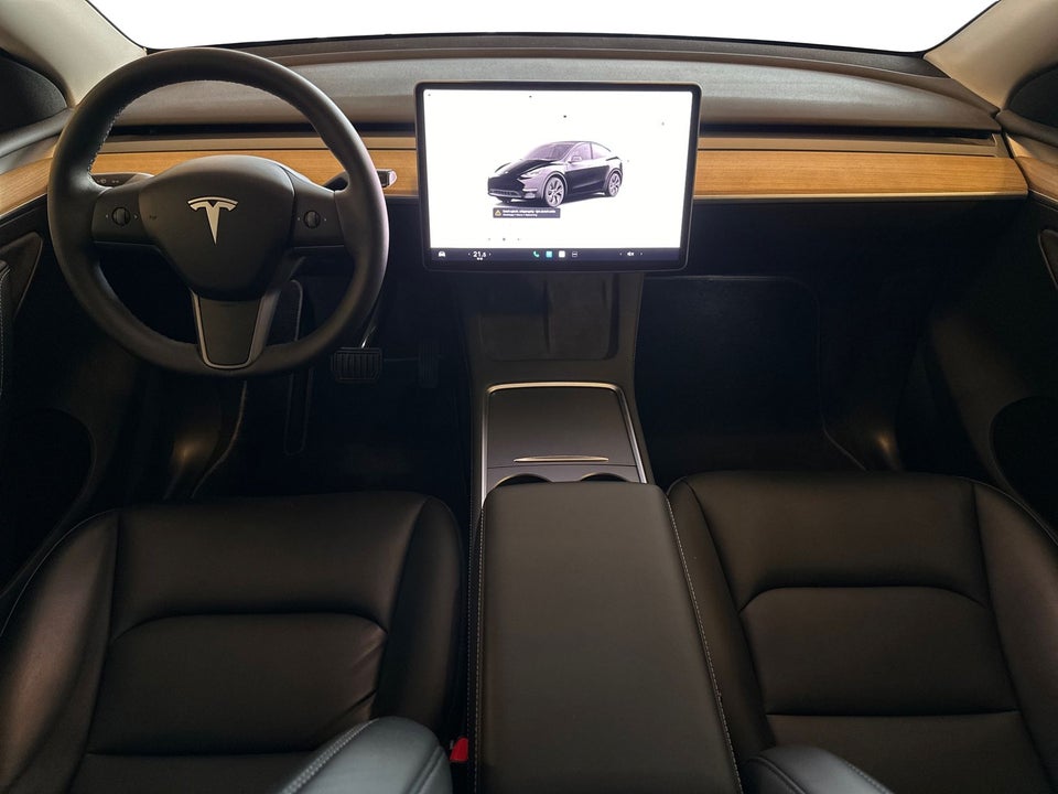 Tesla Model Y RWD 5d