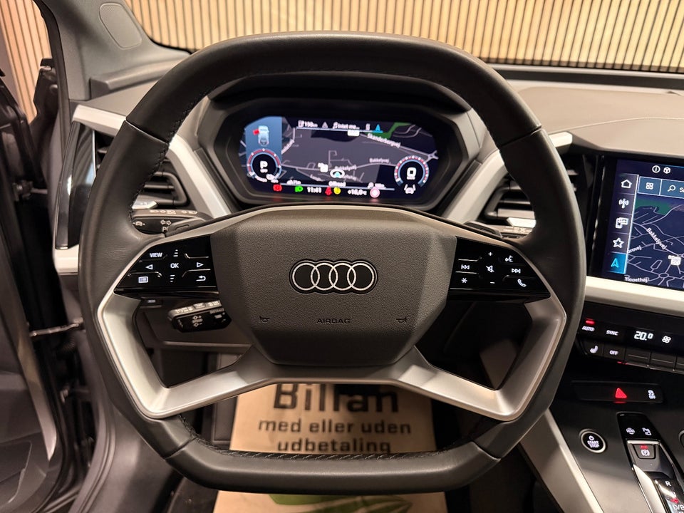 Audi Q4 e-tron 40  5d