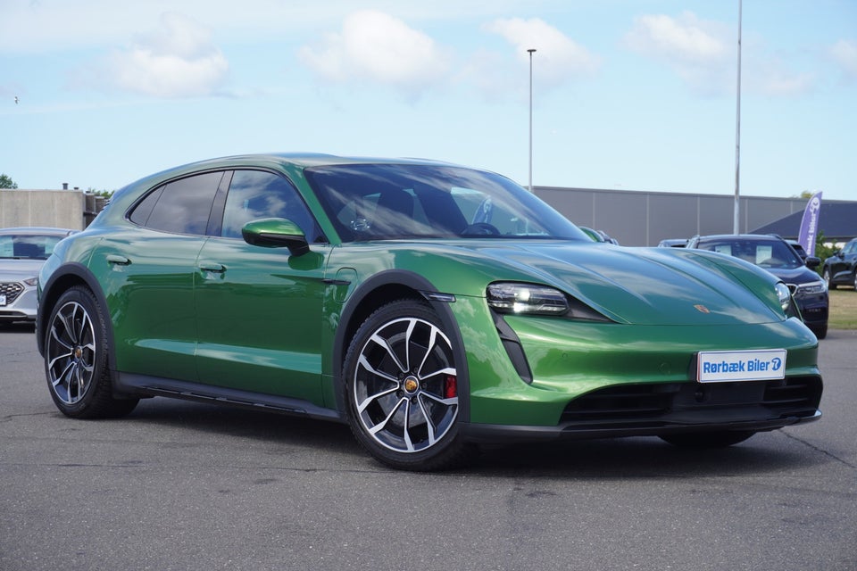 Porsche Taycan 4S Performance+ Cross Turismo 5d