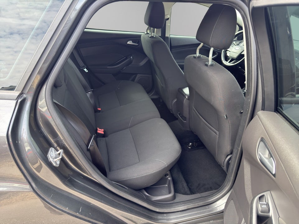 Ford Focus 1,0 SCTi 125 Business stc. 5d