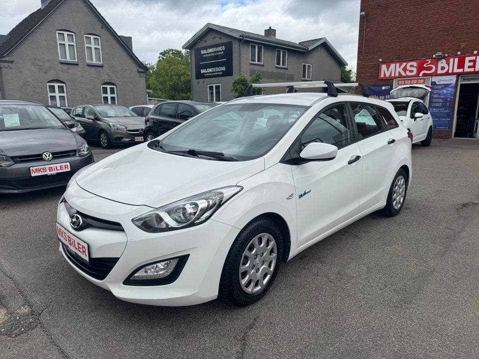 Hyundai i30 1,4 CVVT Comfort CW 5d