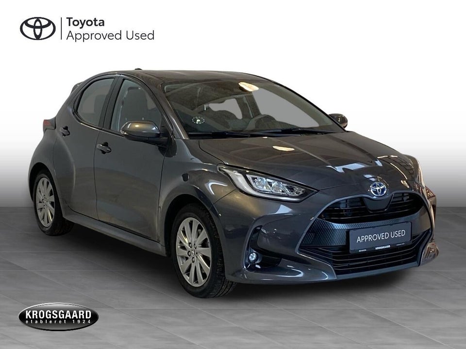 Toyota Yaris 1,5 Hybrid Active Tech e-CVT 5d