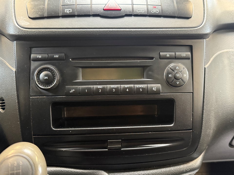 Mercedes Vito 116 2,2 CDi Standard L 4d