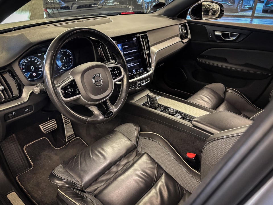 Volvo V60 2,0 B4 197 R-Design aut. 5d