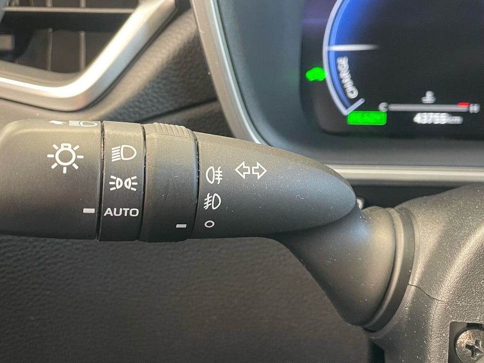 Toyota Corolla Cross 1,8 Hybrid Style Comfort CVT 5d