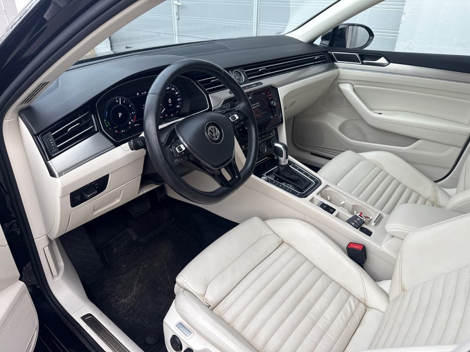 VW Passat 1,4 GTE Highline Variant DSG 5d
