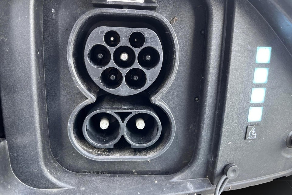Hyundai Kona 48 EV Essential 5d