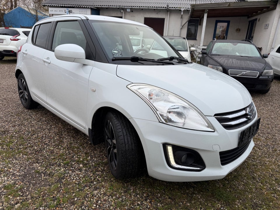 Suzuki Swift 1,2 Dualjet Style 5d