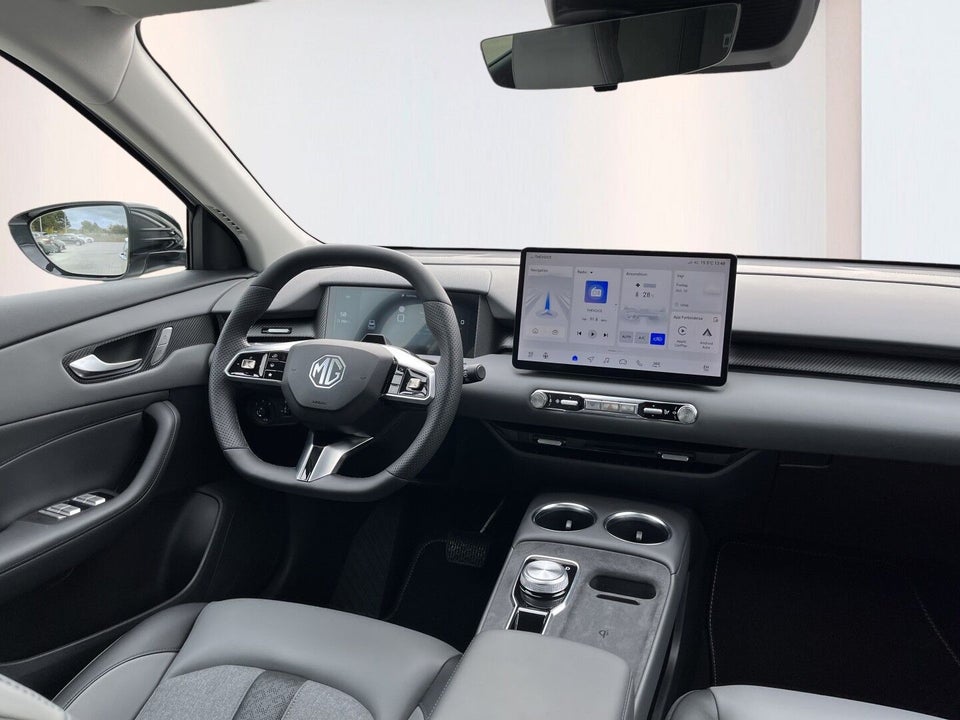 MG MGS5 64 Luxury 5d