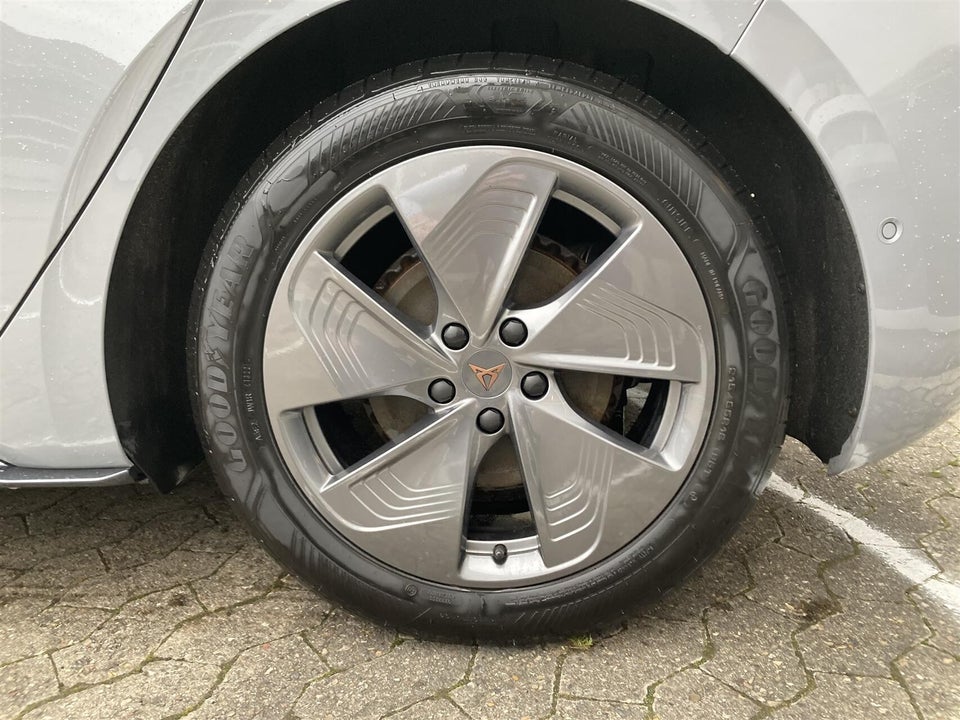 Cupra Born 58 High 5d