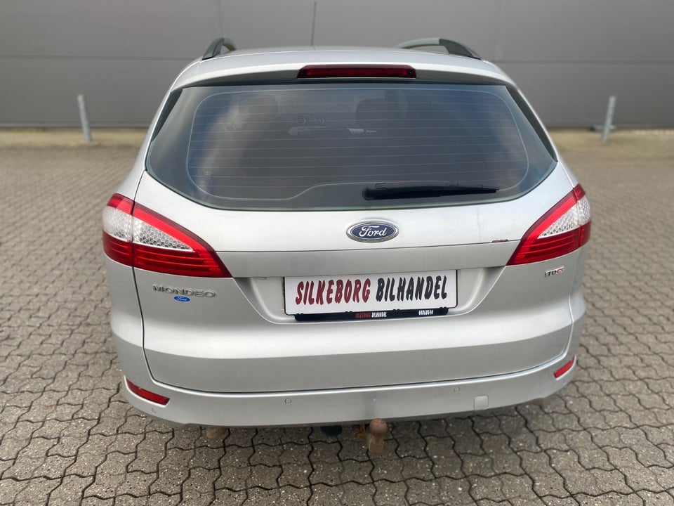 Ford Mondeo 2,0 TDCi 143 Titanium stc. aut. 5d