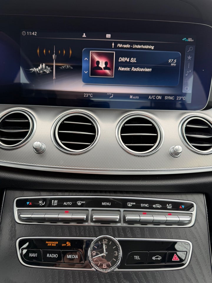 Mercedes E220 d 2,0 AMG Line aut. 4d