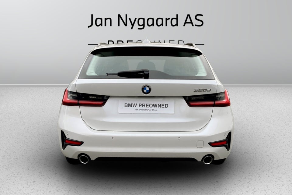 BMW 320d 2,0 Touring Sport Line aut. 5d