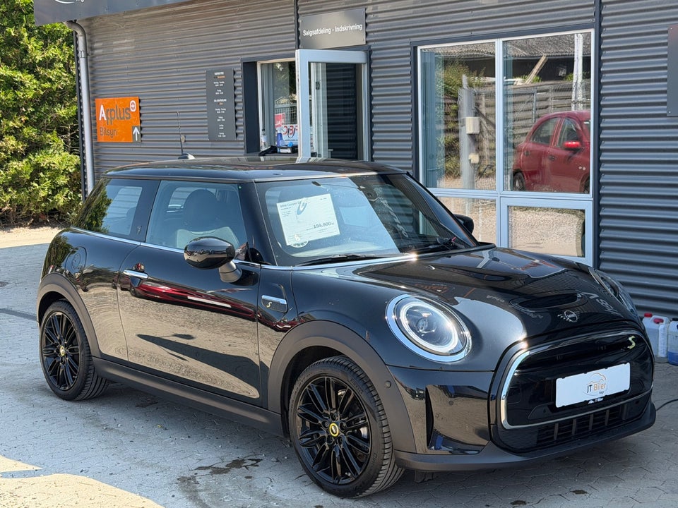 MINI Cooper SE Maximise 3d