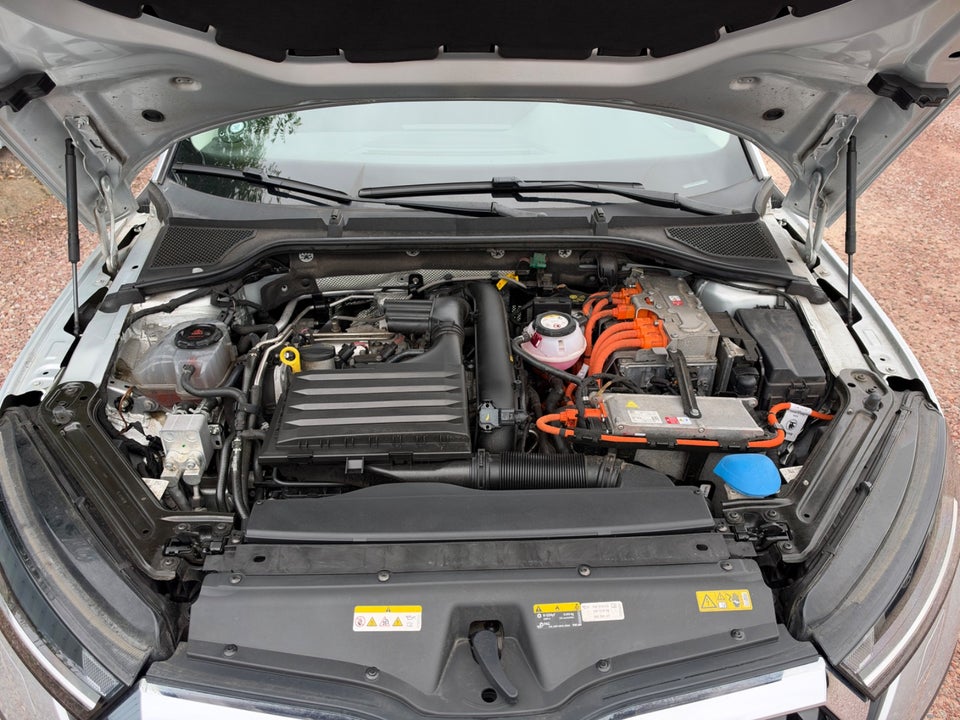 Skoda Octavia 1,4 TSi iV Combi DSG 5d