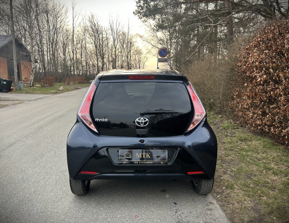 Toyota Aygo 1,0 VVT-i x-cellence 5d