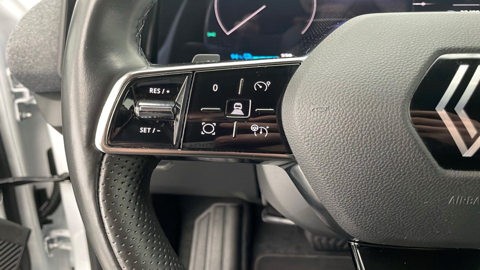 Renault Megane E-Tech 60 Techno 5d