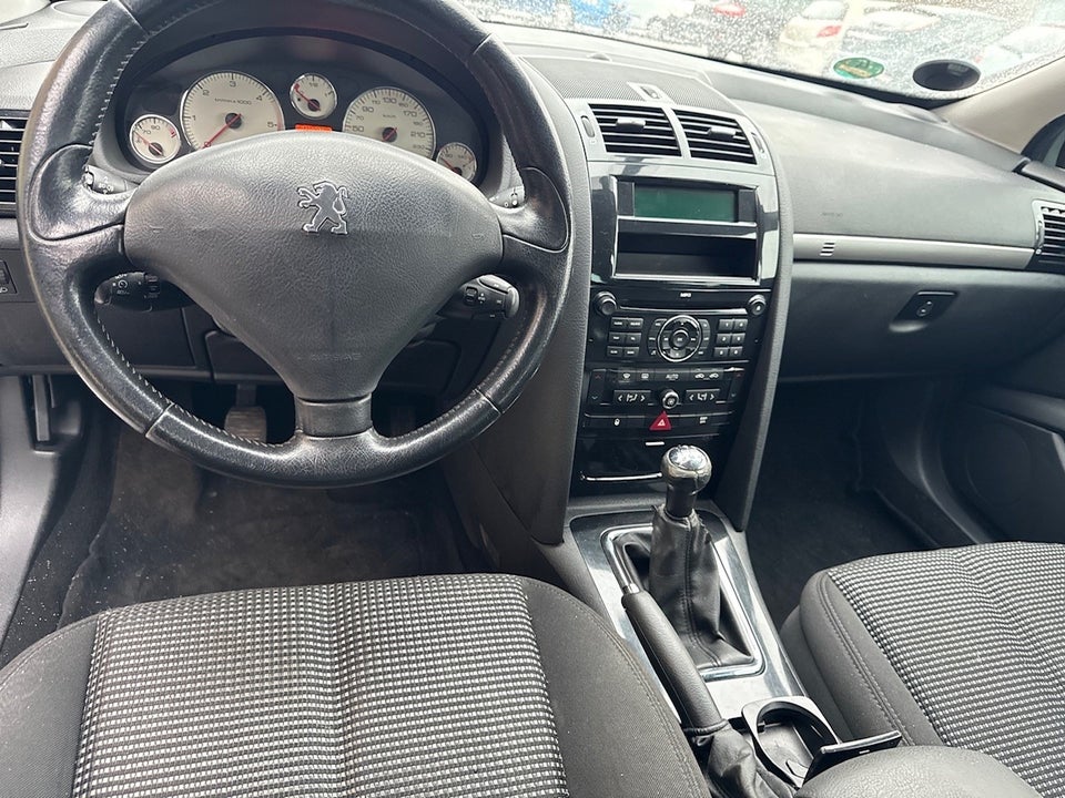 Peugeot 407 1,6 HDi 109 Premium SW 5d